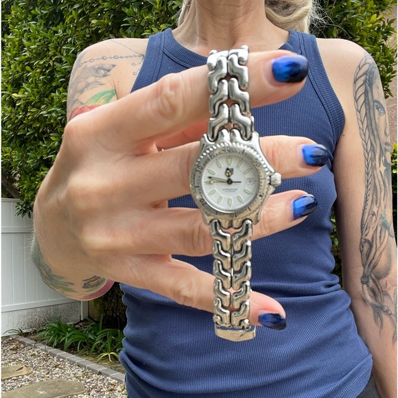 Heuer Tag woman’s watch - Picture 1 of 17